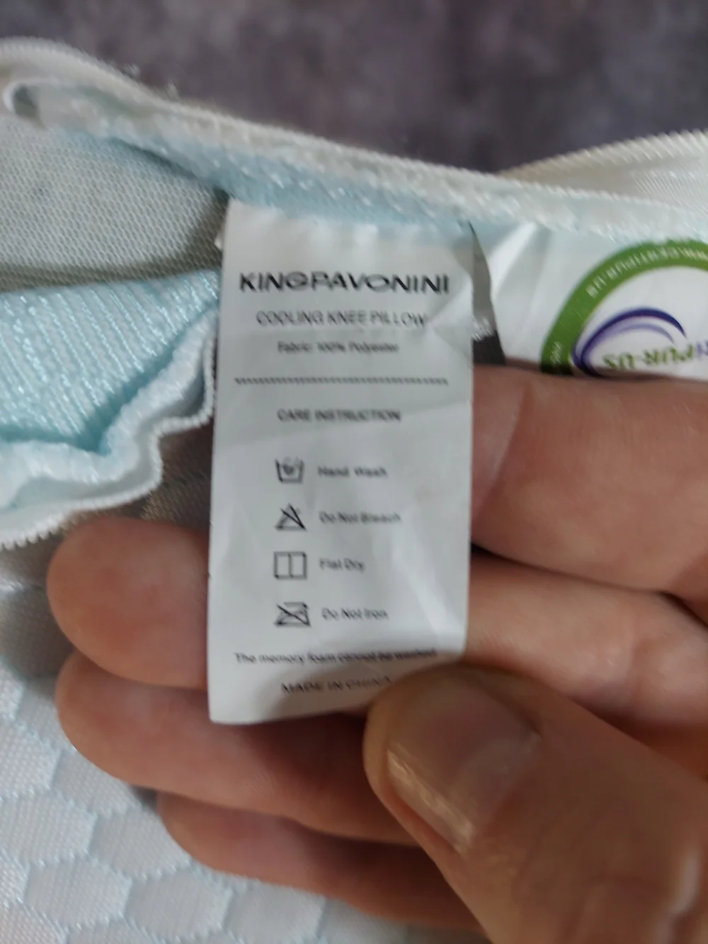 KingPavonini Cooling Gel Memory Foam Orthopedic Knee Pillow with Strap